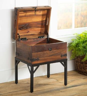 Reclaimed wood Coffee Table with Trunk | Unique