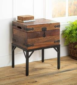Reclaimed wood Coffee Table with Trunk | Unique